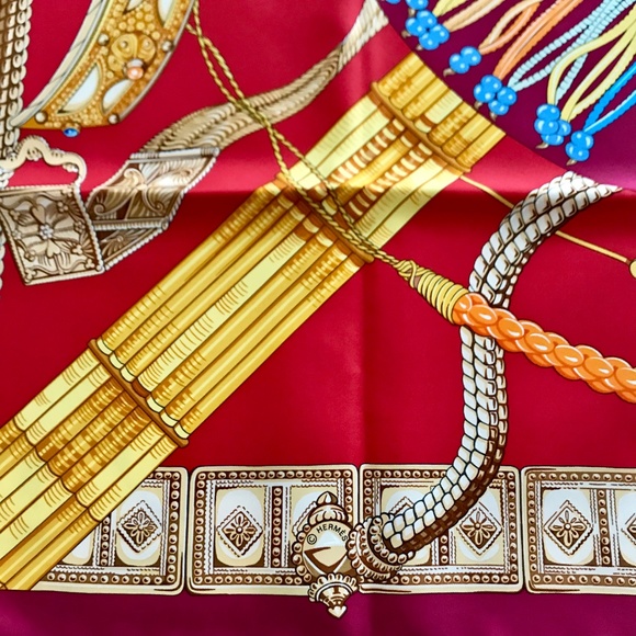 ❌SOLD❌Hermès CENTURES ET LIENS Red Scarf Toutsy - Picture 5 of 8